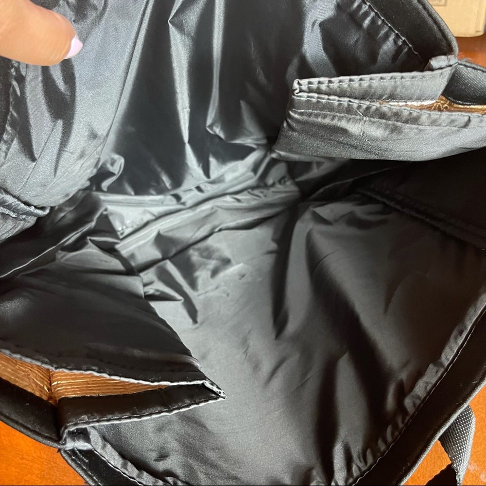 Victoria’s Secret Insulated Cooler Tote Bag - Picture 3 of 5
